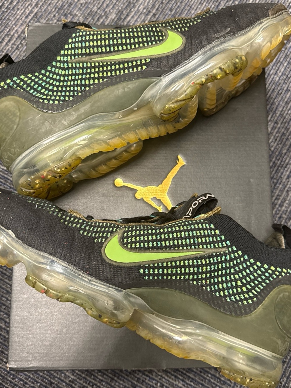 Nike Air VaporMax 2021 FK Flyknit Sneakers - Black & Volt Green